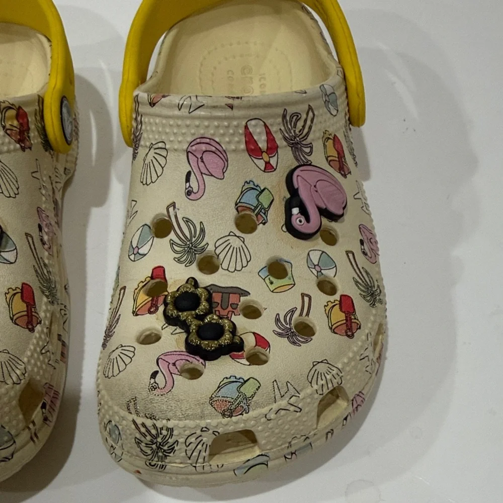 CROCS Kids Beach Print Clogs with Yellow Strap Size 13